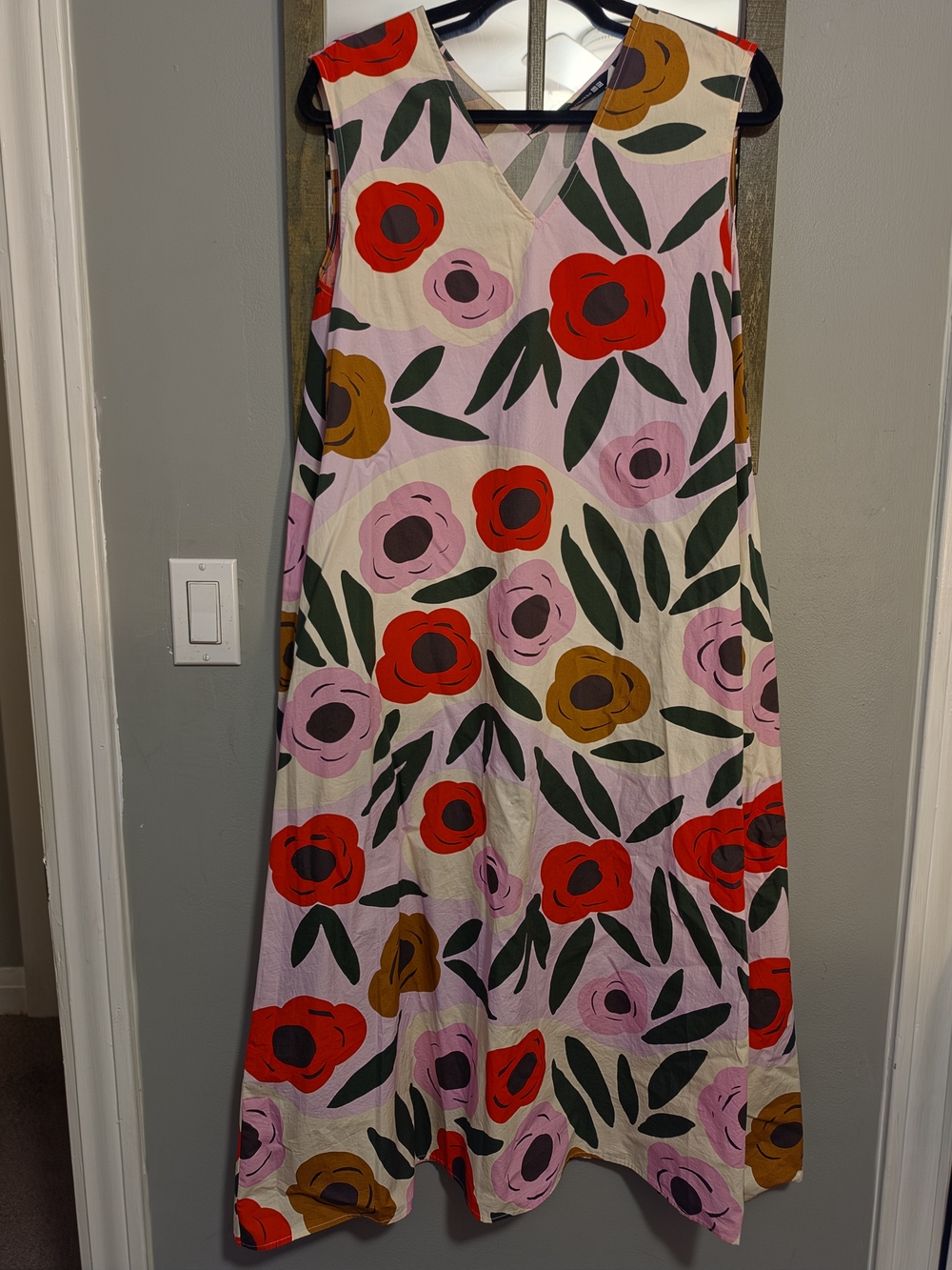 Marimekko UNIQLO Sleeveless Maxi Dress in Floral Print